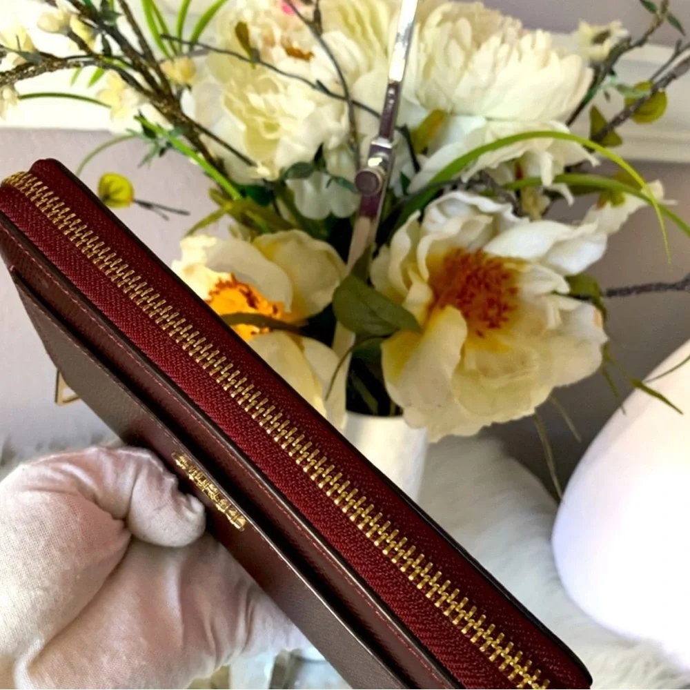 COACH Accordion Zip Bramble Rose Metallic Cherry Wallet